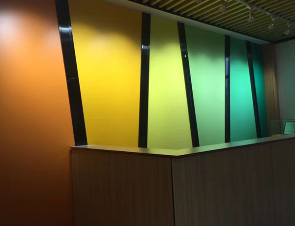 Компактен плот от ламинат